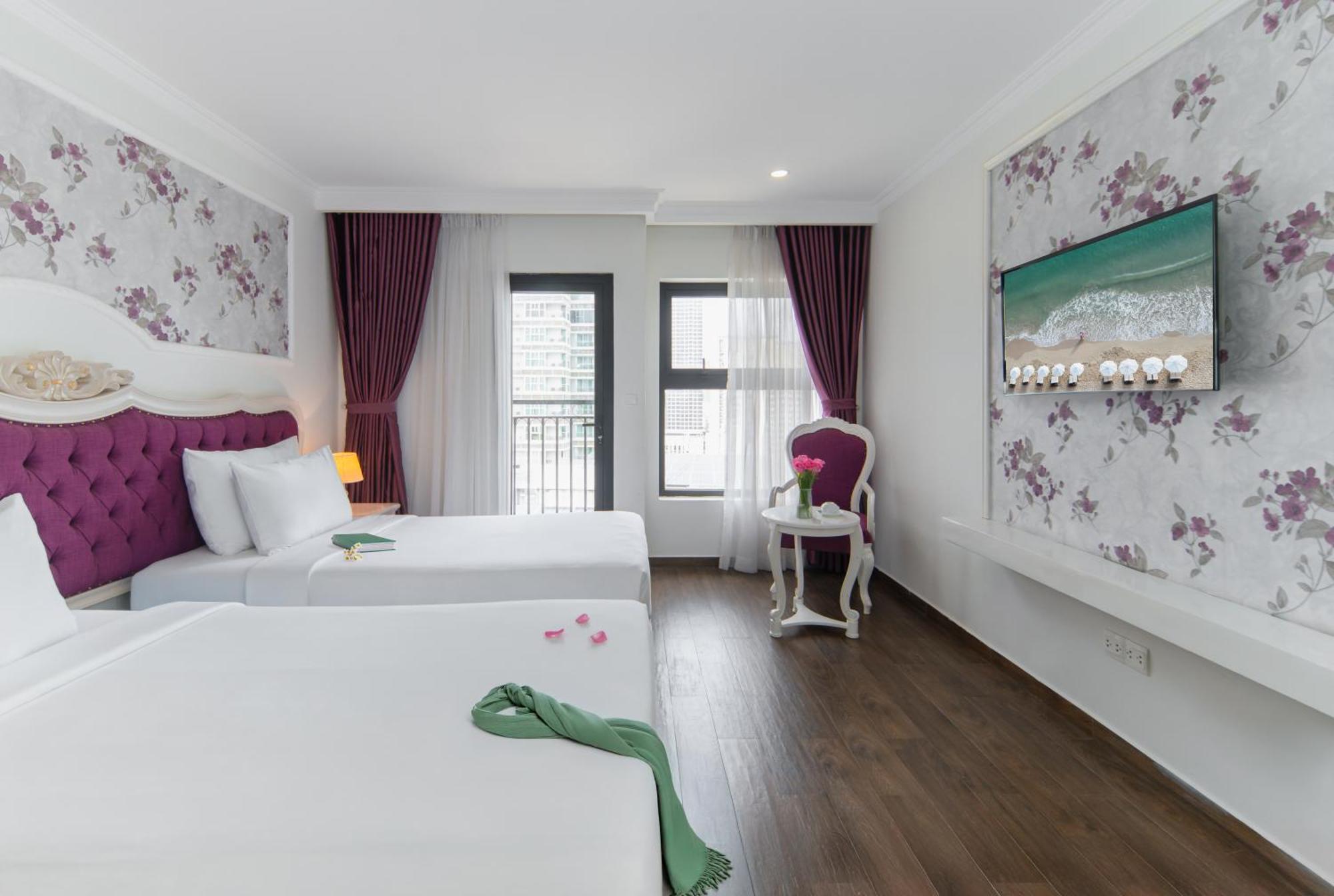 Bonjour Nha Trang Hotel Exterior foto
