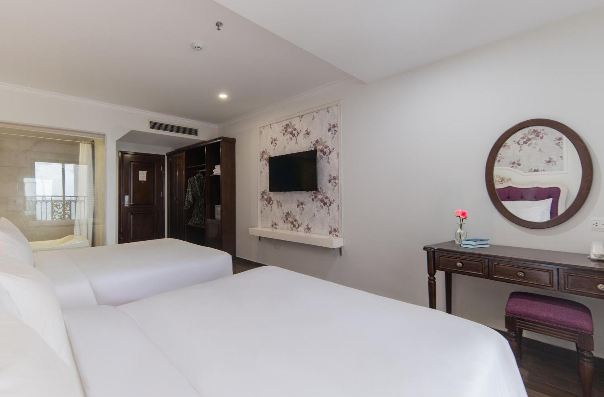 Bonjour Nha Trang Hotel Exterior foto